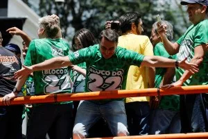 Flávio levará a debate relação de lobista com Lulinha; Lula diz que não há contratos