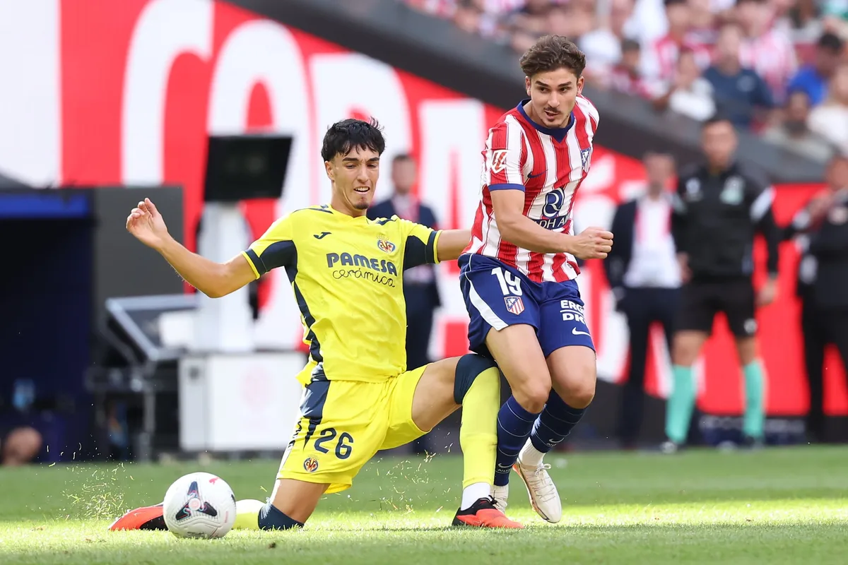 La vía legal que tiene Julián Álvarez para salir del Atlético de Madrid rumbo al Barcelona
