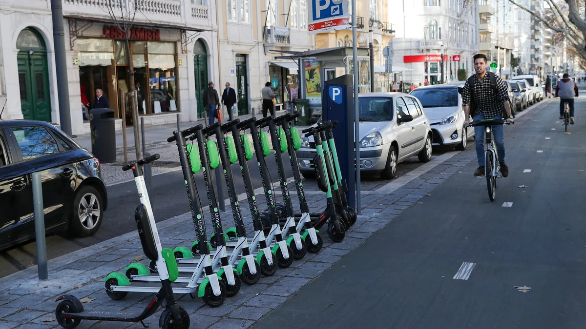Moedas anuncia suspensão de trotinetes partilhadas em Lisboa