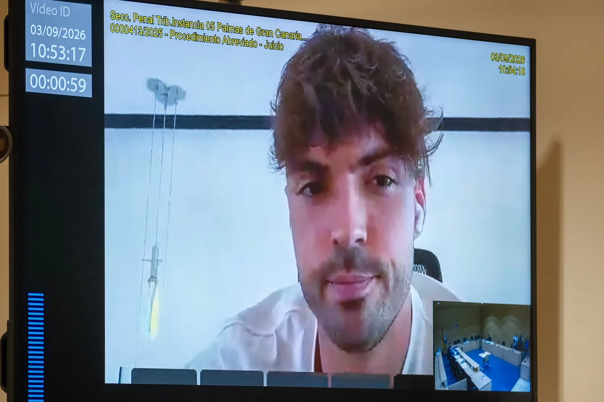 El jugador Raúl Asencio y los otros tres futbolistas acusados por grabar un vídeo sexual con una menor reciben el perdón de las víctimas