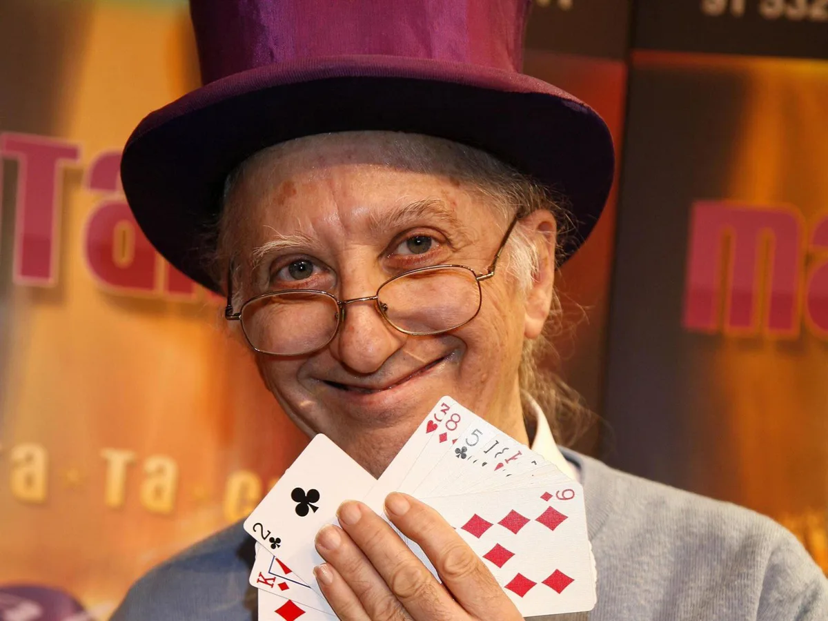 Amigos como Jorge Blass y alumnos dan su último adiós a Juan Tamariz: "Se ha ido el último gran maestro de la magia"