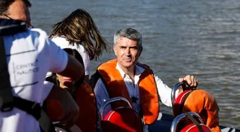 "Estabilidade". José Luís Carneiro distancia-se de moção de censura do Chega