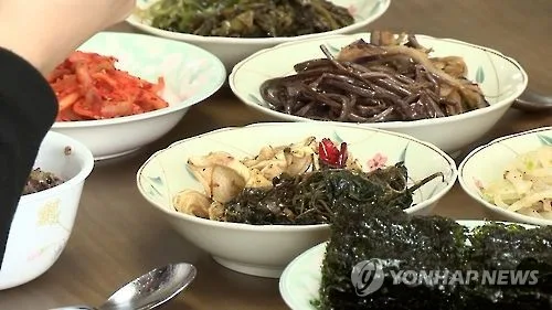 "청소년 8명 중 1명은 부모와 일주일에 4차례도 밥 안 먹어"
