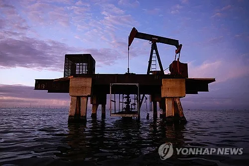 "연내 시추장비 6개 투입"…트럼프 합의 베네수 유전개발