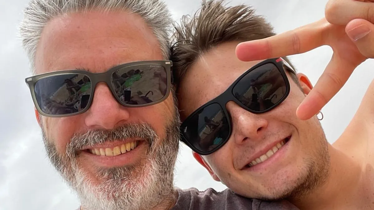 El desgarrador adiós del hijo del periodista Luis Fermoso, tras su muerte a los 53 años: "Ha sido mi héroe, mi ídolo y mi mejor amigo"