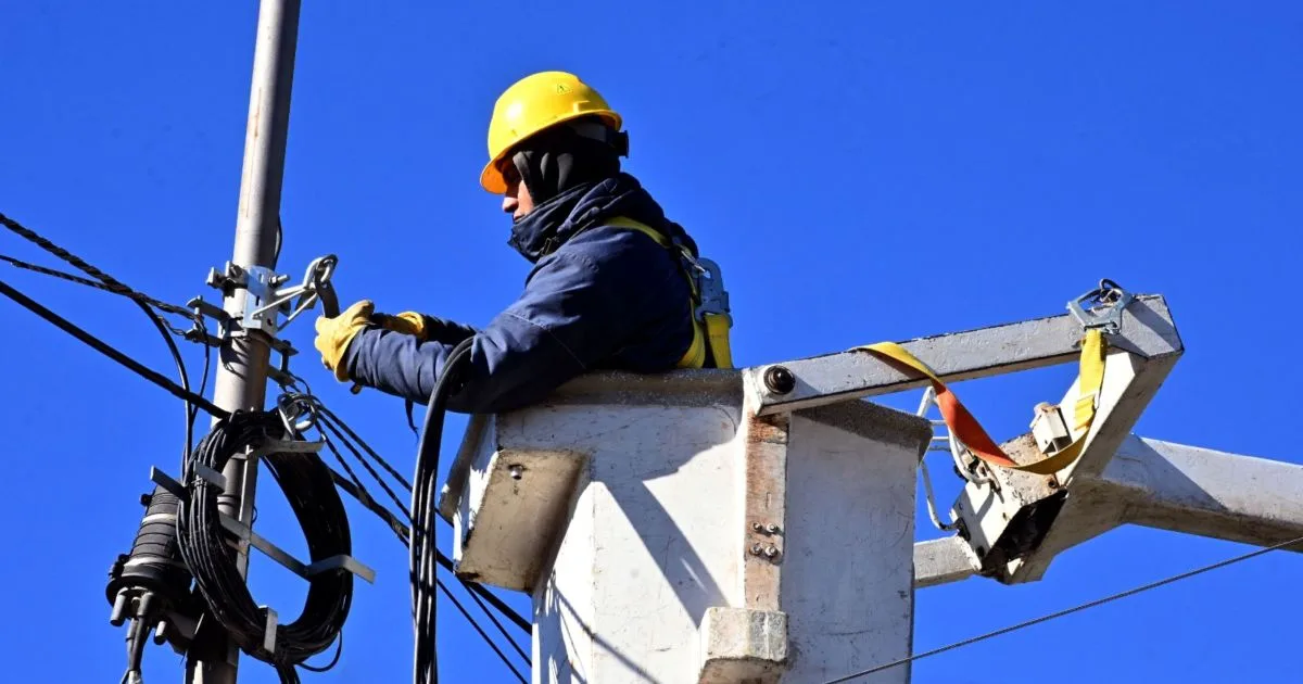 Servicio a la comunidad: EdERSA anunció cortes programados para este domingo en Roca y Cervantes