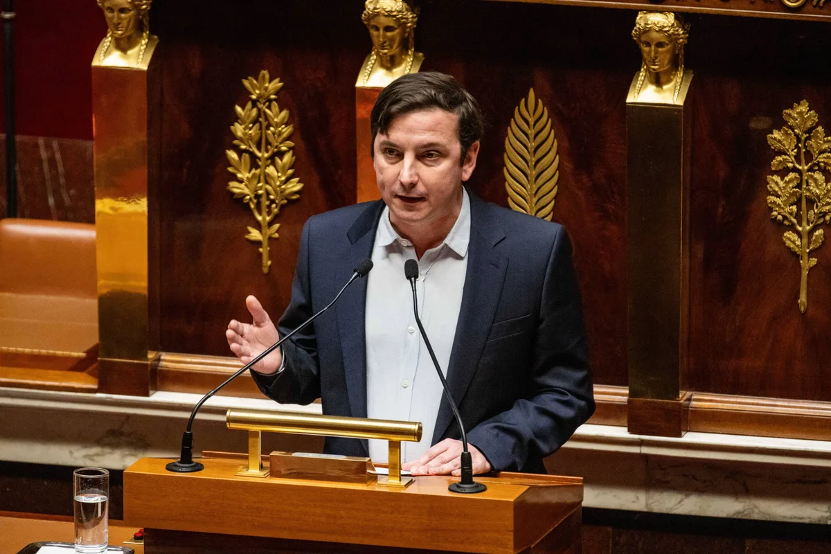 Pourquoi l'Insoumis Aurélien Taché propose de réduire de 5 milliards la contribution française à l'UE