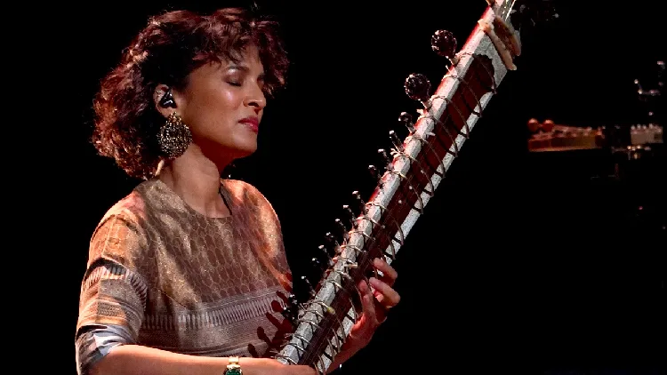 Grammy nominee Anoushka Shankar kicks off China Tour in Beijing