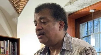 Neil DeGrasse Tyson levou centenas de fãs à Bertrand do Chiado