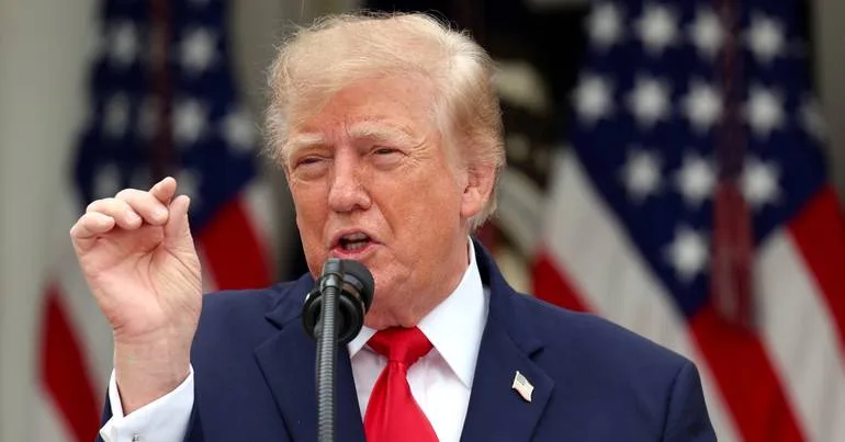 Trump culpa a imigração pelos distúrbios em França