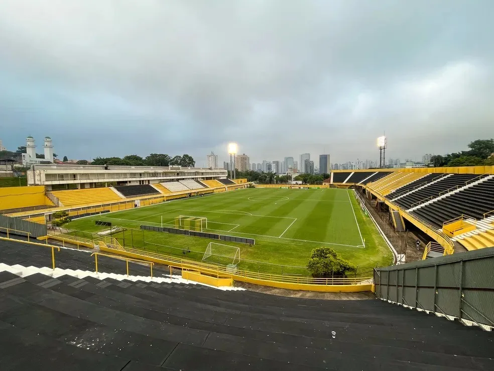 São Bernardo x Criciúma: onde assistir ao vivo, horário e escalação