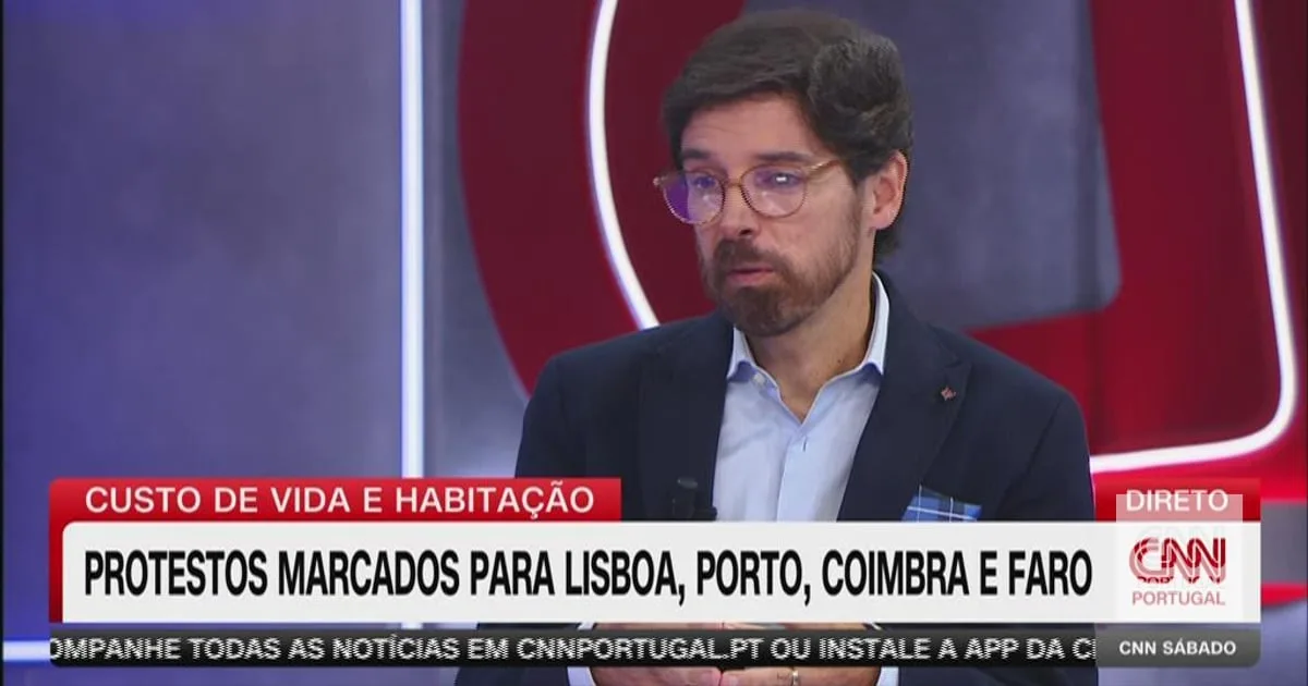 Preços dos combustíveis são "completamente desfasados da realidade salarial portuguesa"