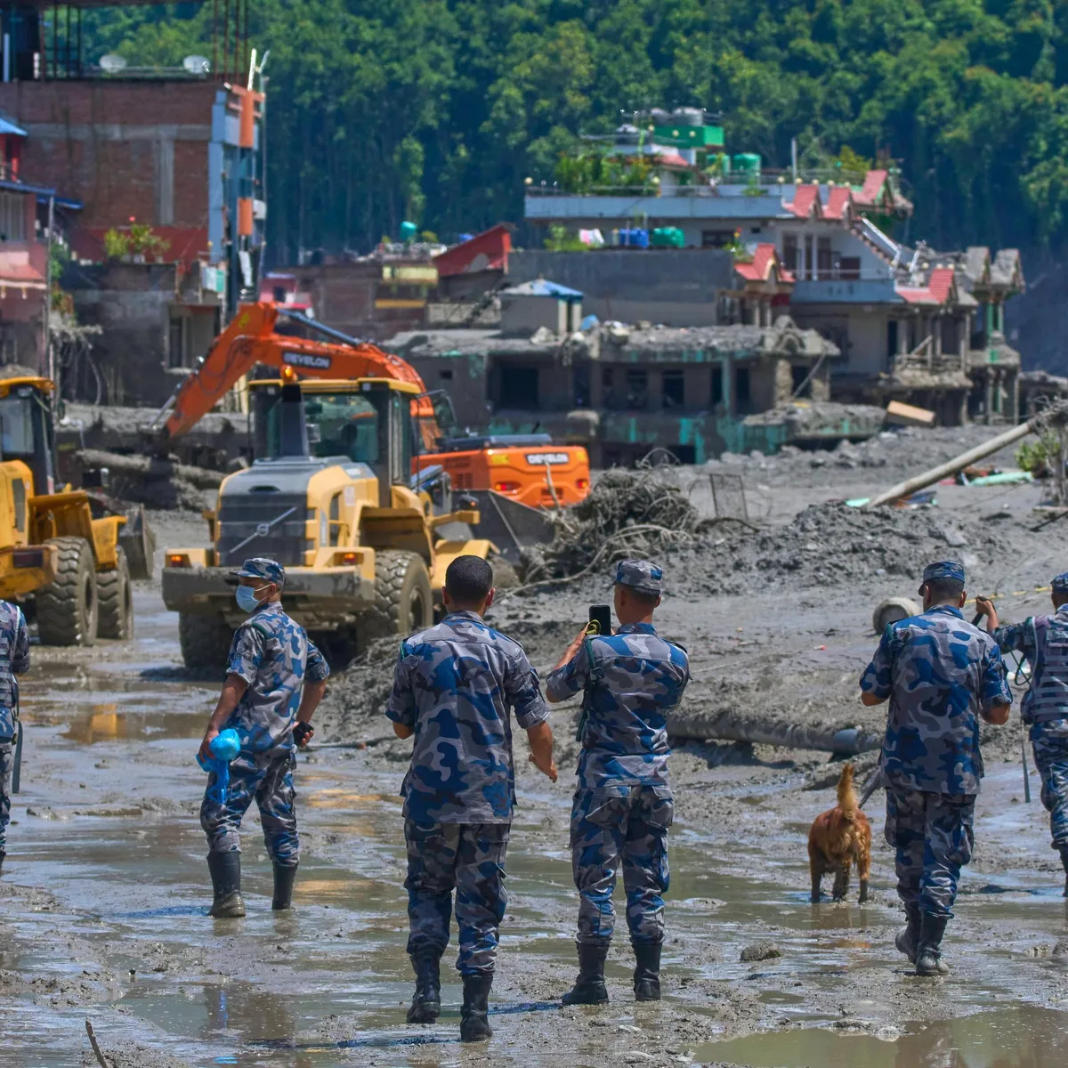 Naturkatastrophe - Internationale Hilfe nach Sturzflut in Nepal und Tibet läuft an - jetzt 359 Tote