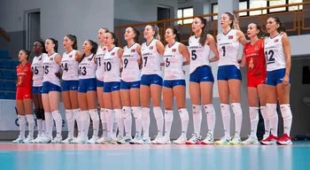 Portugal perde com Azerbaijão na estreia no Europeu feminino de voleibol