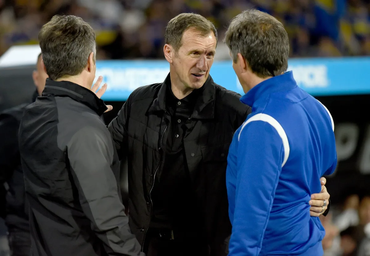 Rodolfo Arruabarrena destacó la mística de Boca en los penales y llevó tranquilidad por Paredes