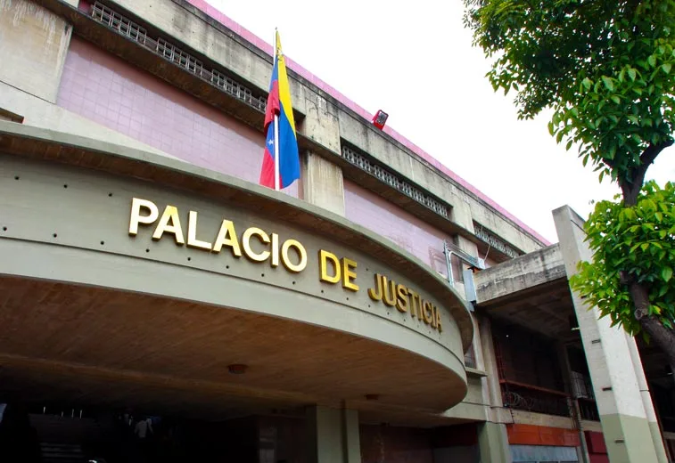 Condenaron a seis años de cárcel a tres pescadores detenidos tras la represión poselectoral (Video)