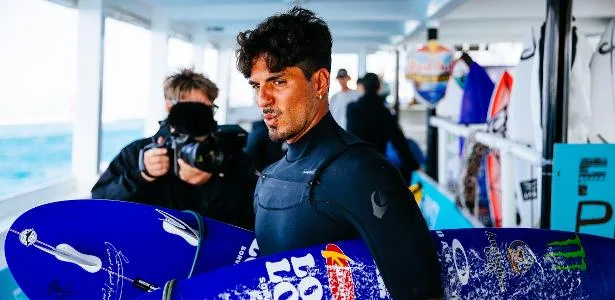 Medina tem 'caminho livre' com queda de brasileiros, mas encara pedreira