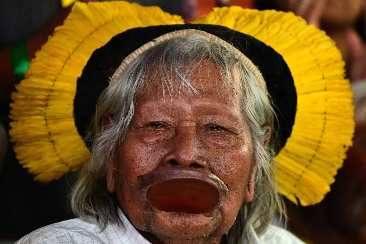 Cacique Raoni sofre de câncer e recebe cuidados paliativos