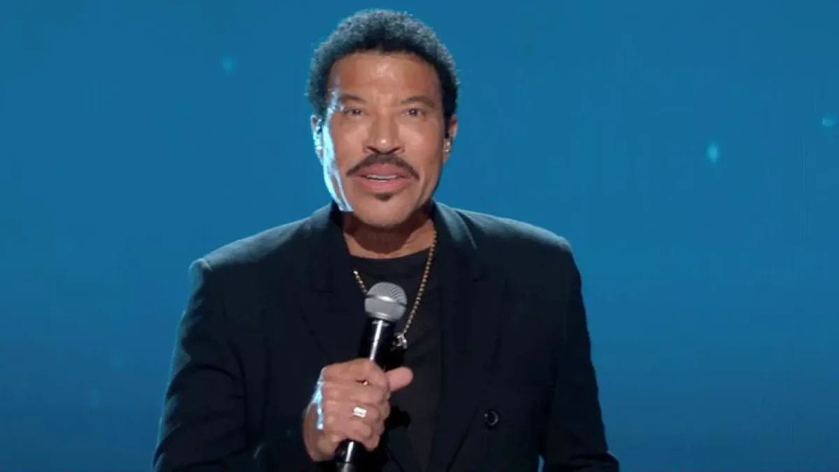 Lionel Richie ingresa en cuidados intensivos tras sus problemas de salud en pleno concierto