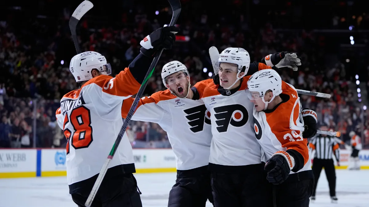 Flyers top Senators to secure first win of season, snap nine-game skid