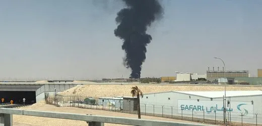 Jemen-Krieg: Rauchsäule nahe Flughafen – Huthi-Miliz meldet Angriffe auf Riad