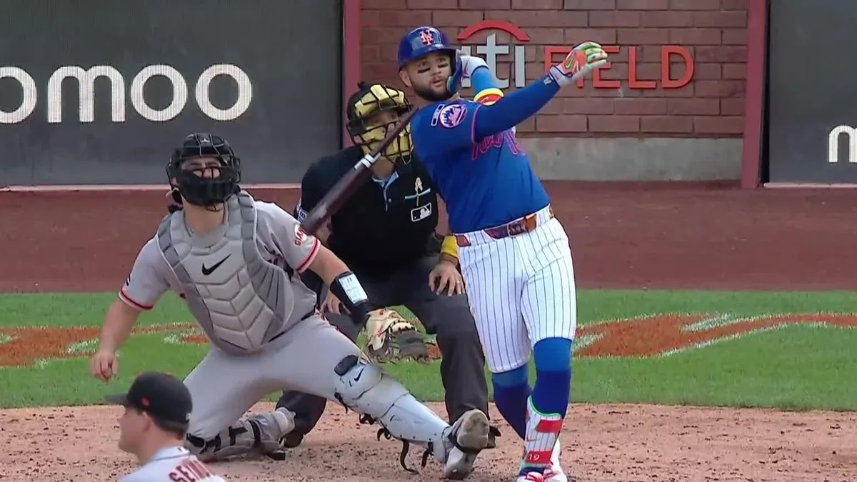 Bichette cracks three-run blast in eighth inning to flip script on Giants