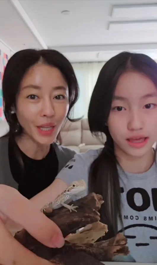 이지현 13살 딸, 연예인급 미모에 배우 데뷔 권유까지 “안돼 공부해야 된다”[핫피플]