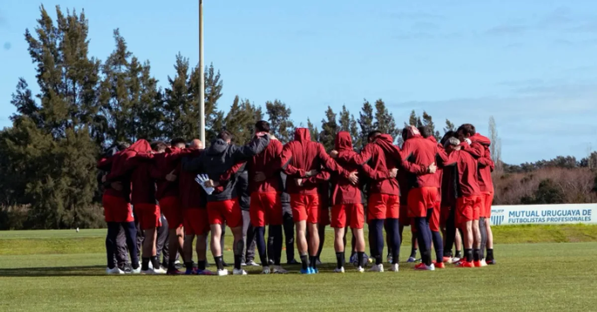 Cienciano completó su último entrenamiento en Uruguay y quedó listo para buscar las semifinales de Copa Sudamericana 2026