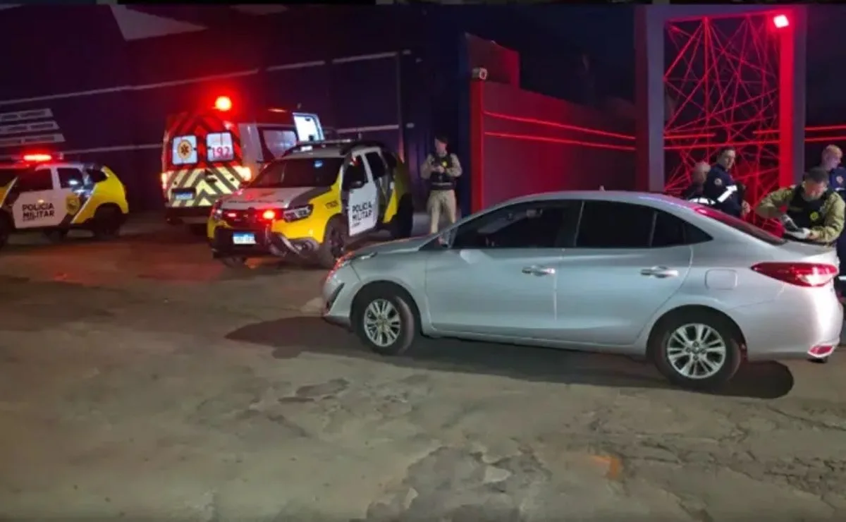 Homem passa mal após sair de motel e morre dentro de carro, em Londrina; acompanhante estava ao lado da vítima