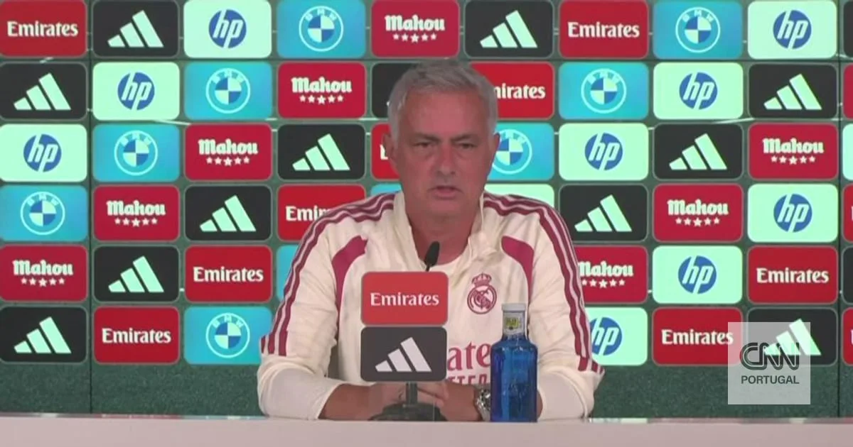Mourinho defende Vini Jr: «Eu se fosse jogador...»