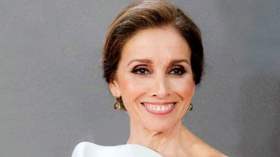 Ana Belén, 75 años, sobre el pasado: "Para atrás hay que mirar lo justo y sin nostalgia, solo para saber de dónde vienes"