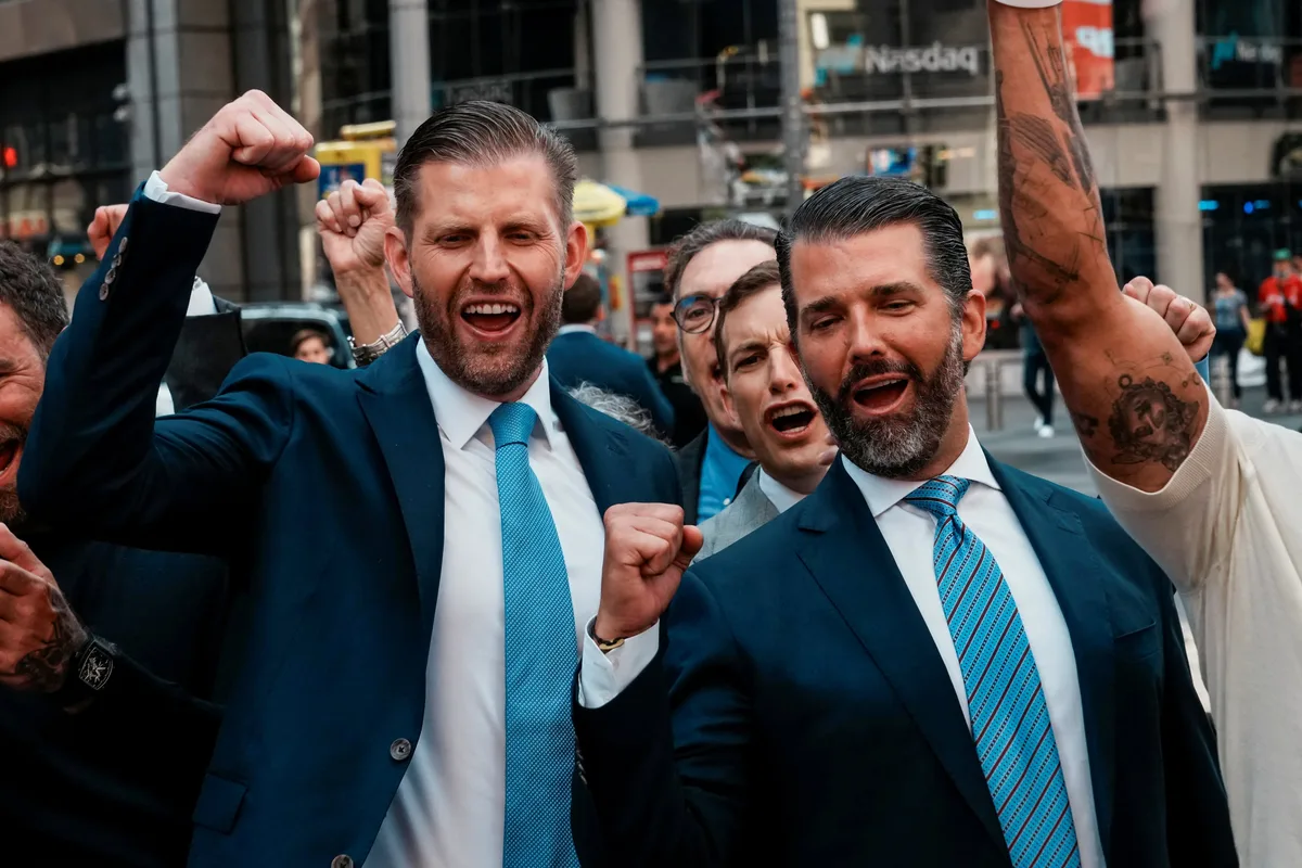 Los Trump se frotan las manos con la licencia bancaria