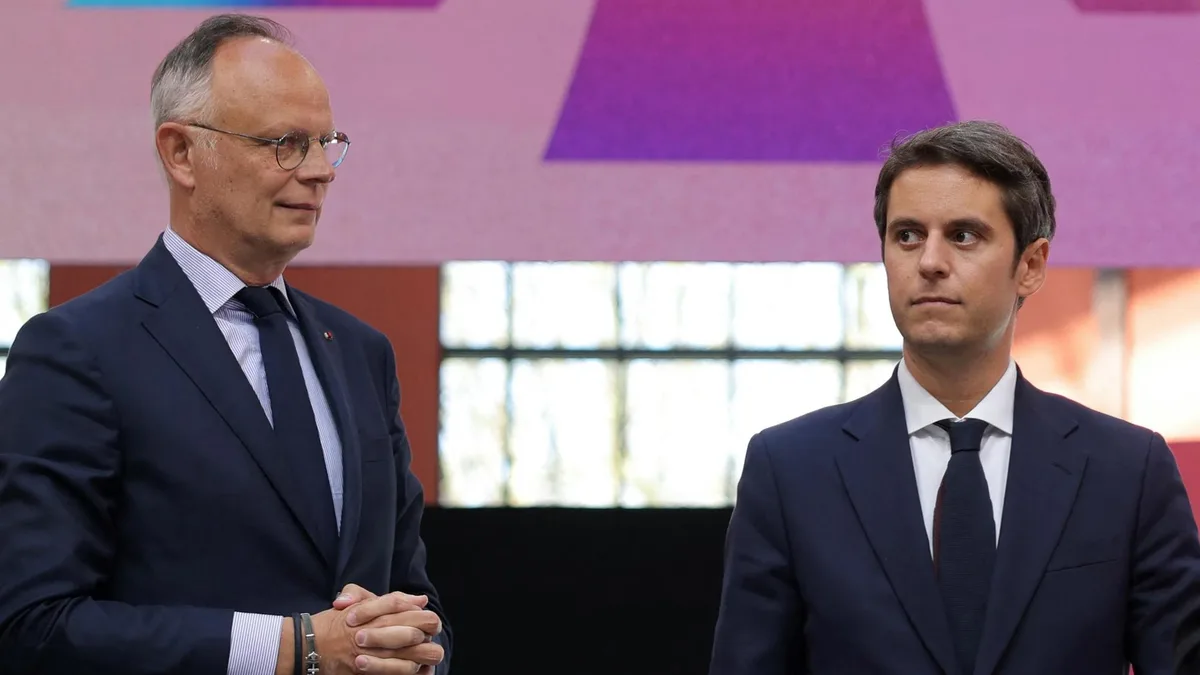 Édouard Philippe étrille le « très, très immature » Gabriel Attal dans un livre