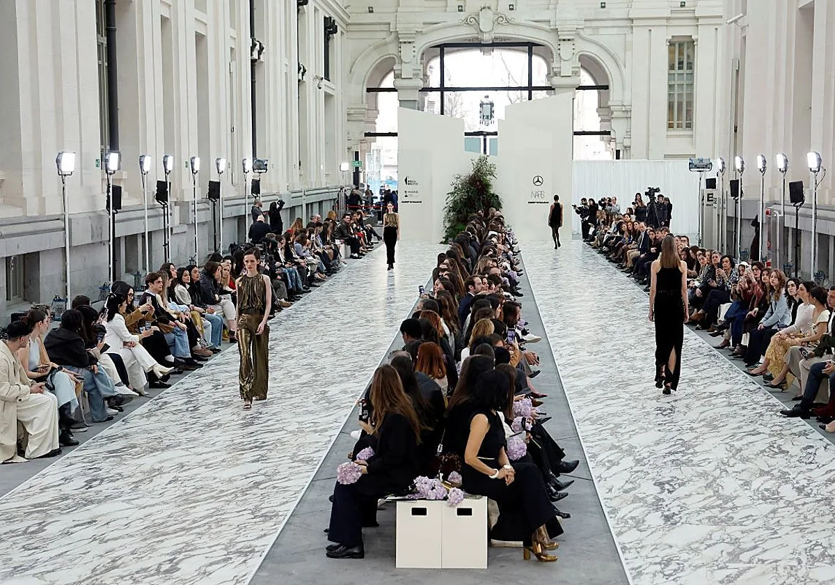 Del Palacio de Cibeles a la Galería de las Colecciones Reales: Madrid vuelve a convertirse en pasarela de moda