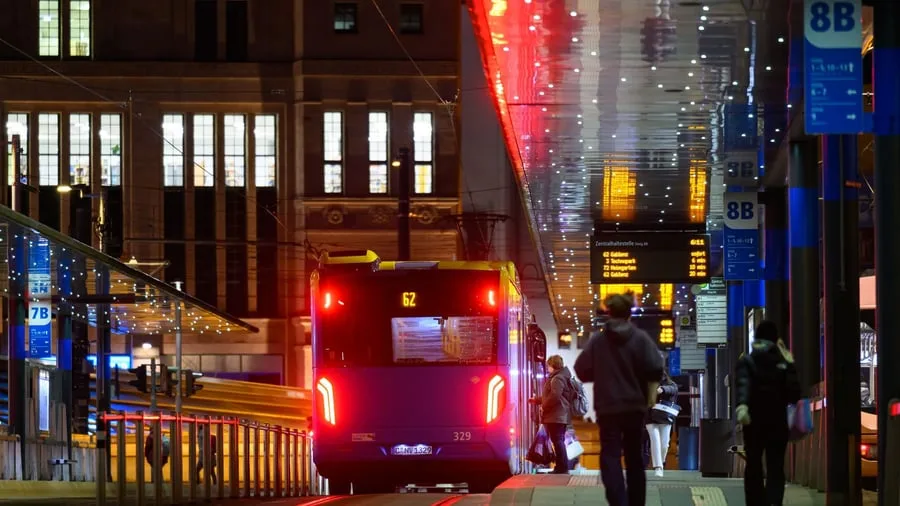 Öffentlicher Nahverkehr: Studie: Ein Viertel der Deutschen schlecht mit ÖPNV versorgt