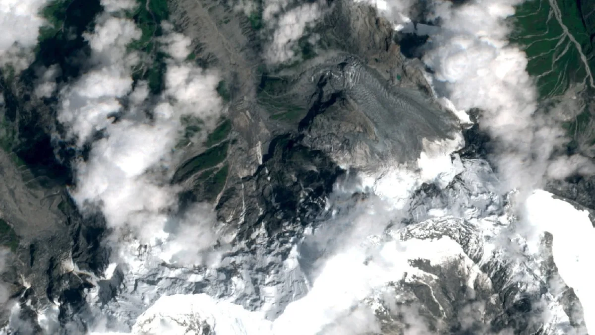 China and Nepal built an early warning system for melting glaciers in Himalayas. Does it work?