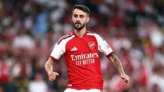 Hamburg in advanced talks for Arsenal's Vieira