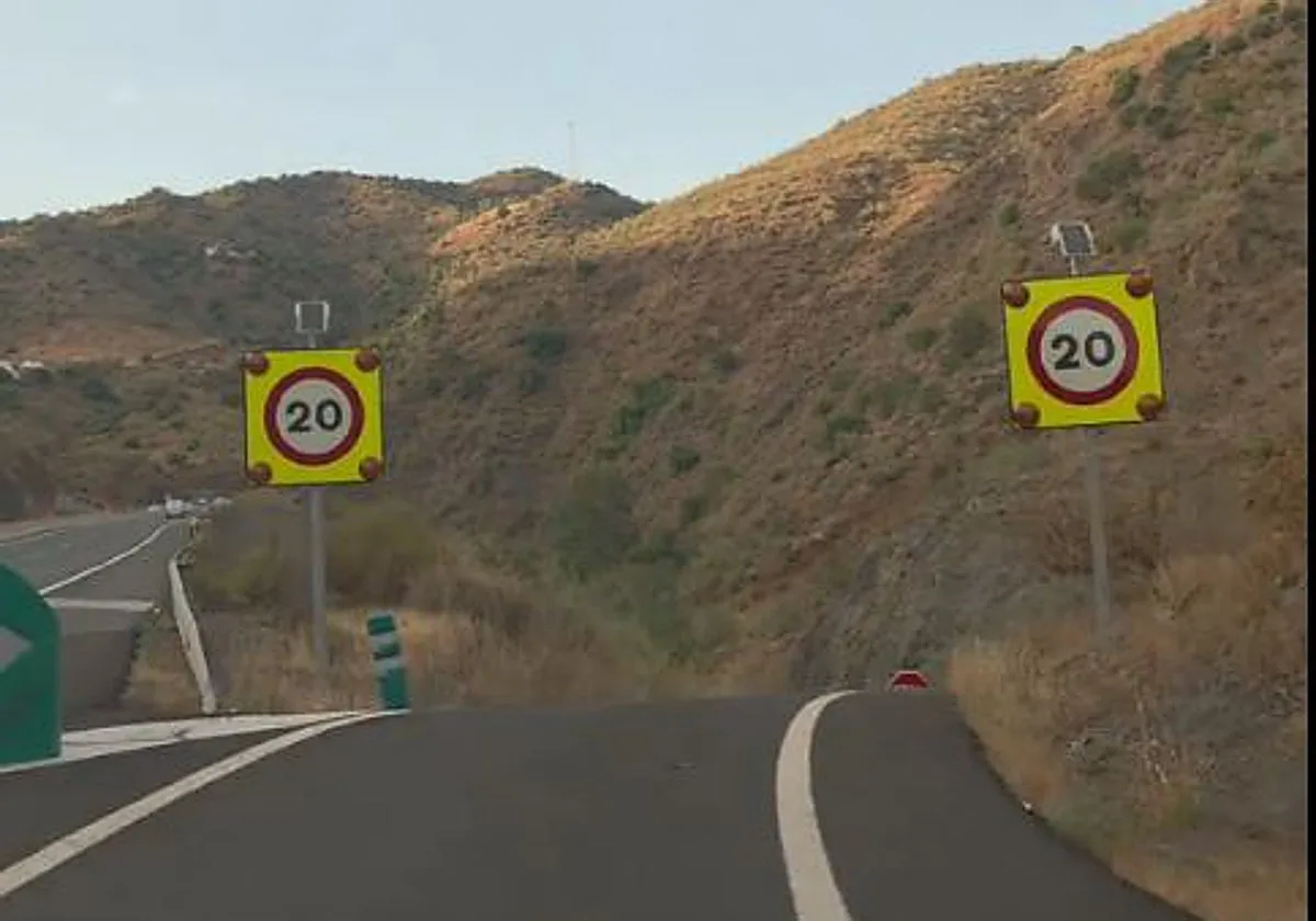 «El carril de deceleración más peligroso del mundo»: la salida de autovía en Málaga que aterroriza a los conductores