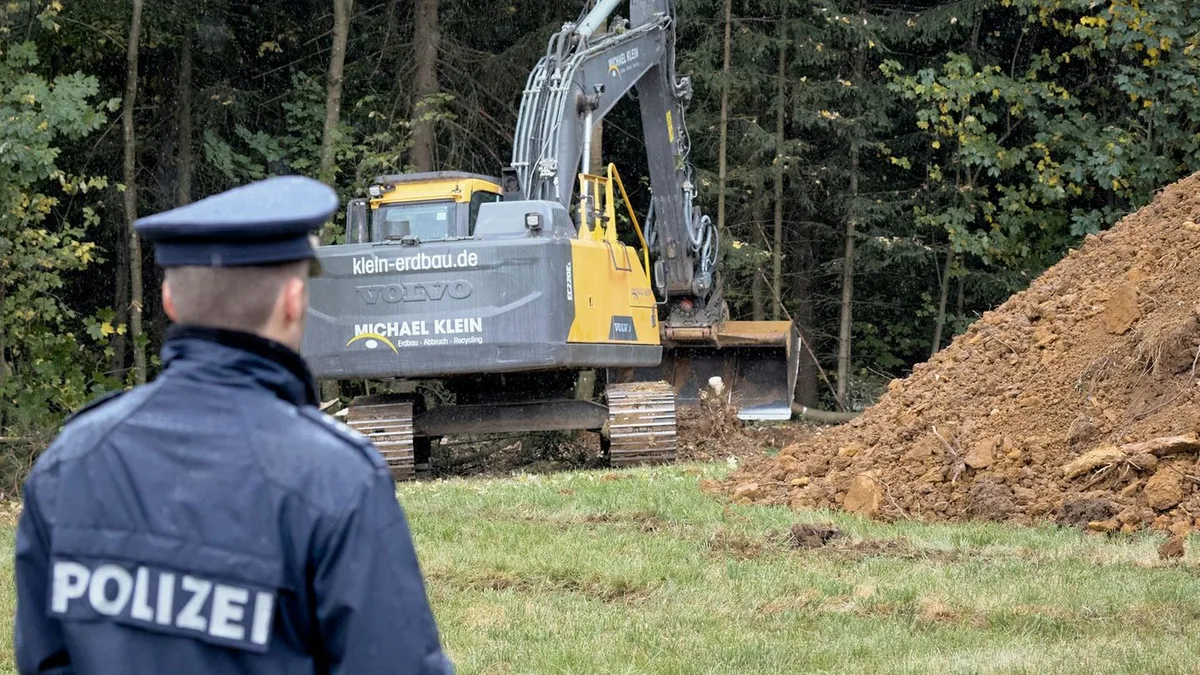 Polizei im Einsatz: 19 Jahre vermisst - Gehören Leichenteile zu Regensburgerin?