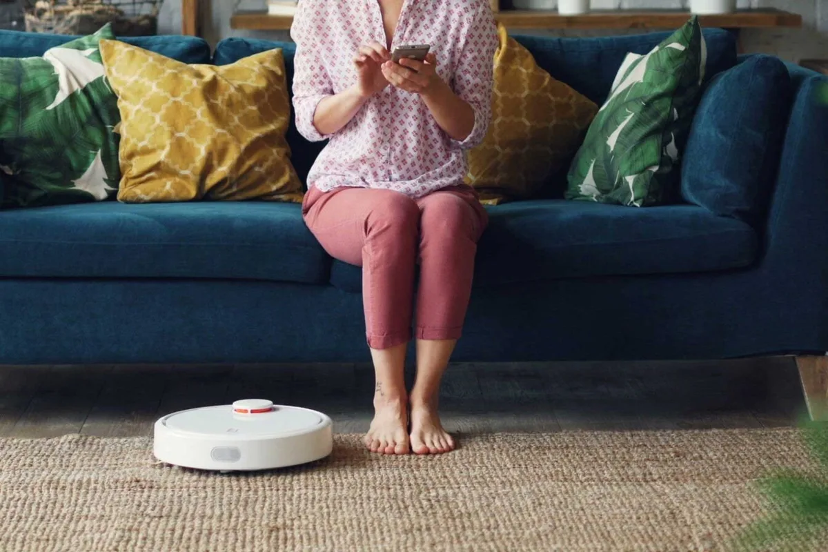 Il utilise son robot aspirateur pour prouver l’adultère de sa femme et finit en prison
