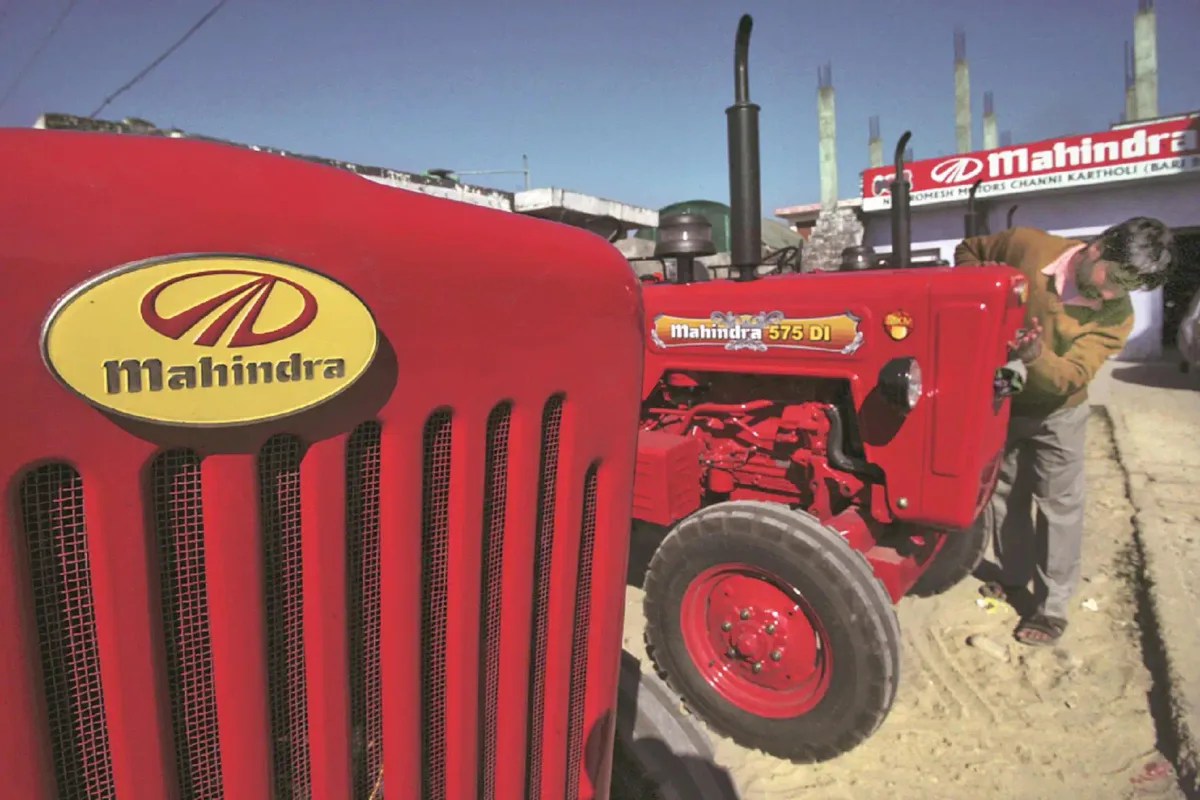 M&M tractor sales rise 5% to 27,595 units in August on better rainfall