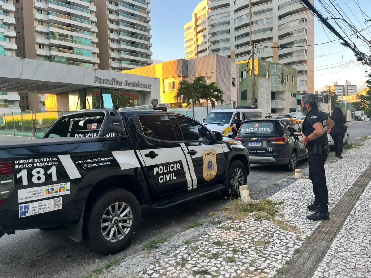 Operação em Salvador mira golpe de R$ 15 milhões com documentos falsos