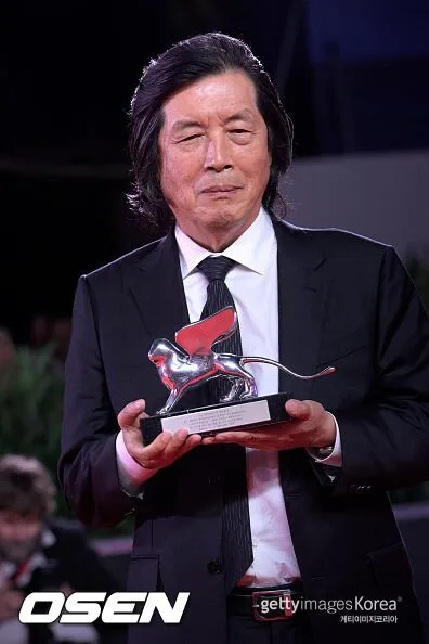 "24년만 쾌거"..'가능한 사랑' 이창동 감독, 베니스영화제 심사위원대상→전도연은 불발 [Oh!쎈 이슈]
