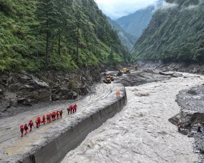 Nepal-Tibet flood rescue efforts resume after being halted by overflowing lake
