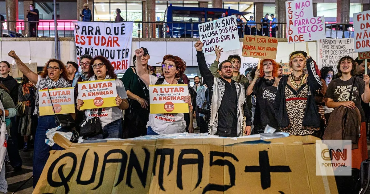 "Voltaremos. Permaneceremos". Manifestantes no Porto voltam a acampar no sábado