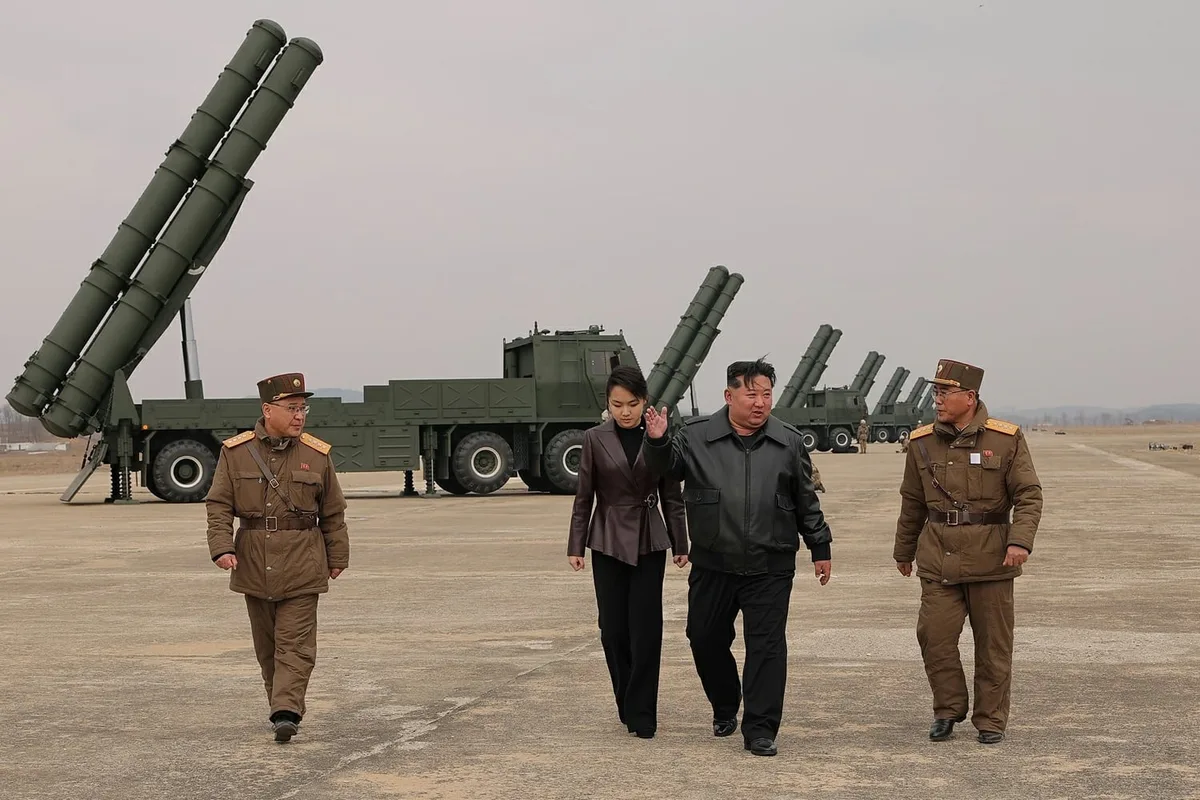 국방부, 여태 부인하더니... “北 600㎜ 초대형방사포 전방 배치”