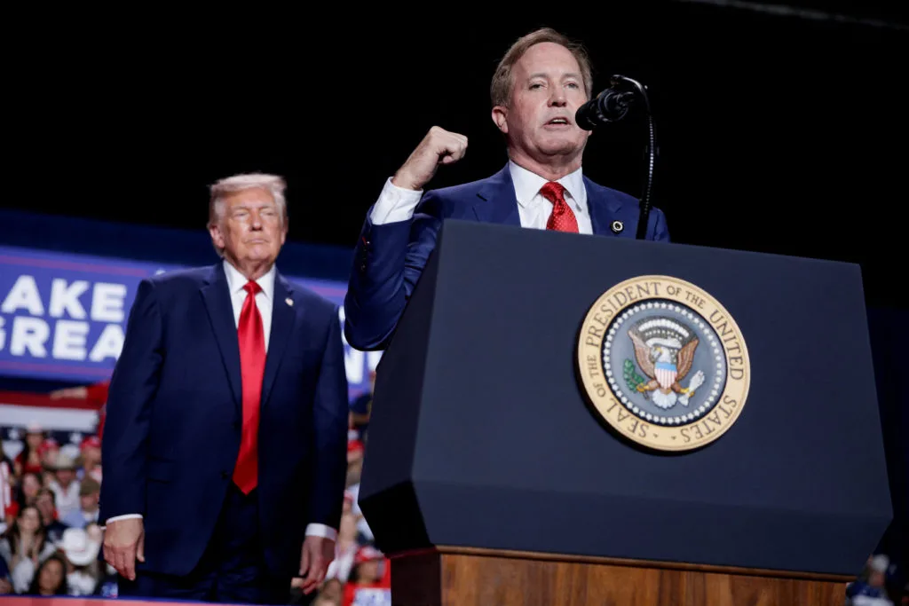 Can $1 billion power the GOP to victory in the midterms? Some campaigns fear it's too late