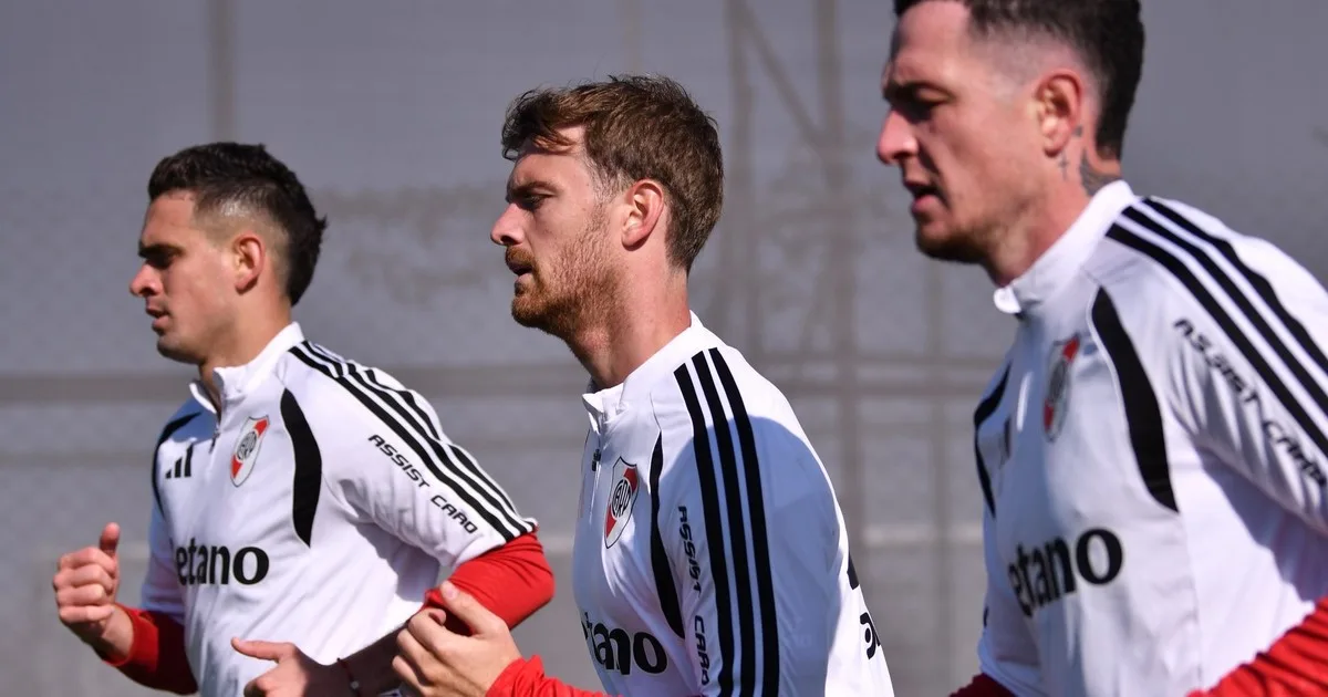 River volvió al trabajo con los ojos puestos en Aníbal Moreno