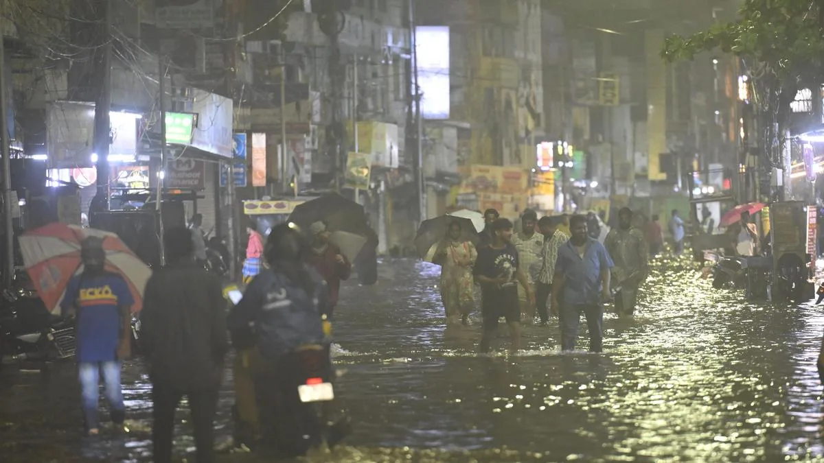 Chennai receives extremely heavy rainfall on October 17, many areas inundated