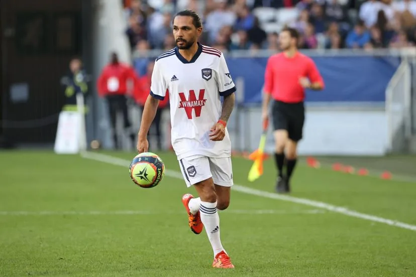 L'ancien international français Benoît Trémoulinas annonce vouloir rejouer avec Bordeaux en Régional 1